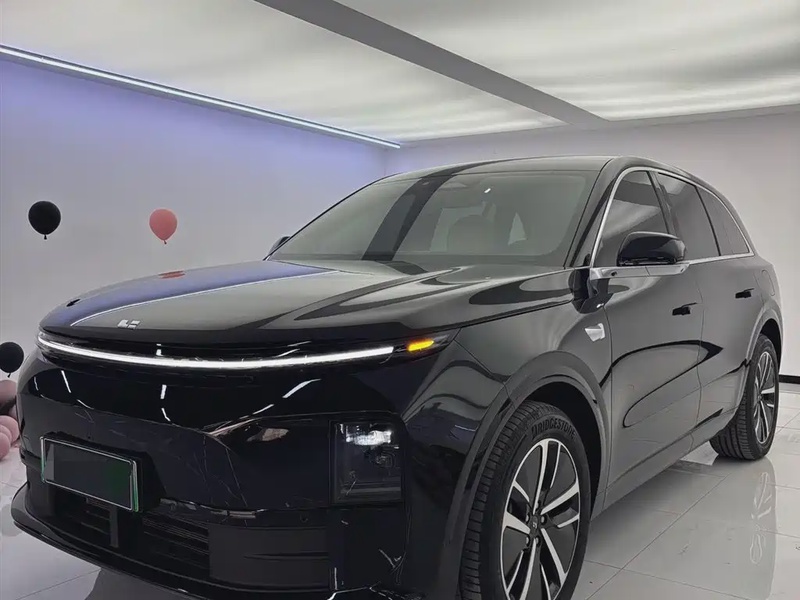 Li Auto L6