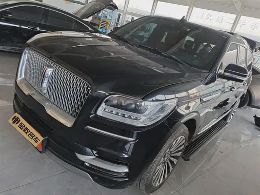 Lincoln Navigator 2021