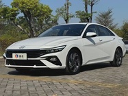 Hyundai Elantra 2025