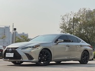 Lexus ES 2022