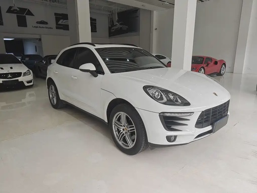 Porsche Macan 2015