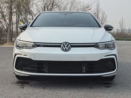 Volkswagen Golf 2023