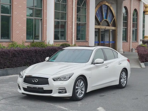 Infiniti Q50 2016