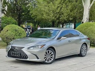 Lexus ES 2023