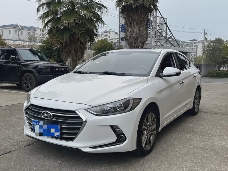 Hyundai Elantra