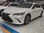 Lexus ES 2024