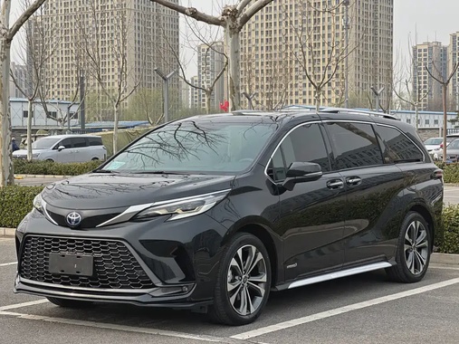 Toyota Granvia 2023
