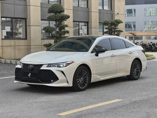 Toyota Avalon 2019