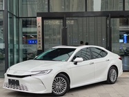 Toyota Camry 2025