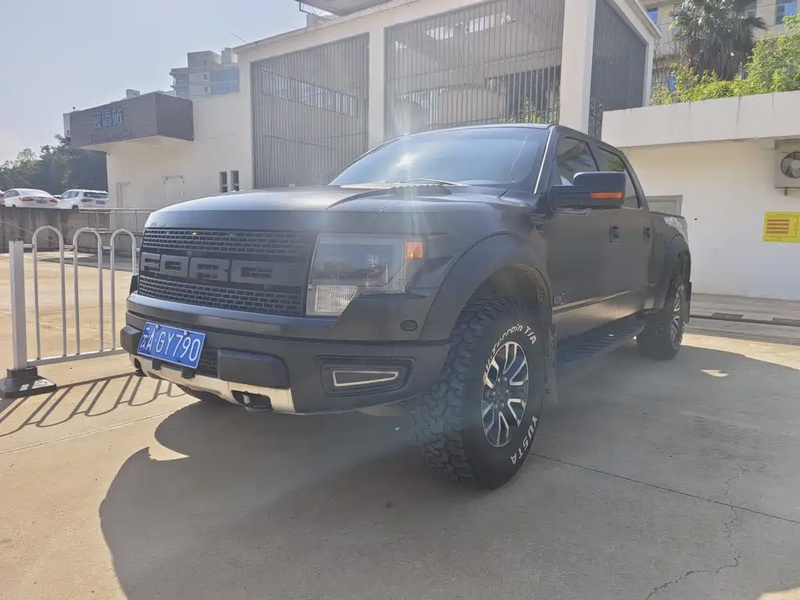 Ford F-150 Raptor