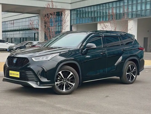 Toyota Crown Kluger 2024