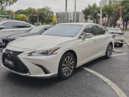 Lexus ES 2024