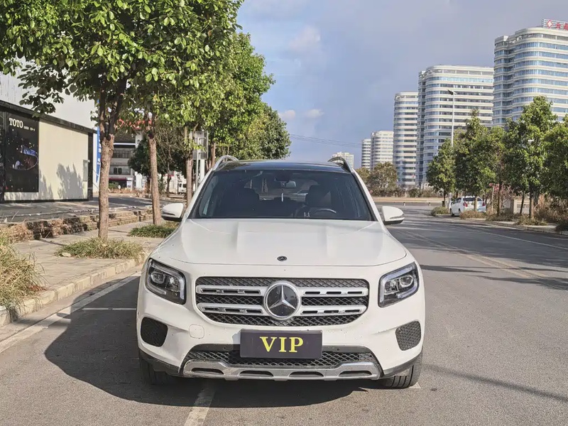 Mercedes-Benz GLB-Class