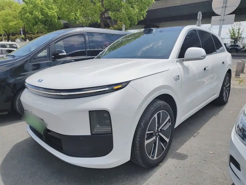 Li Auto L6 2024
