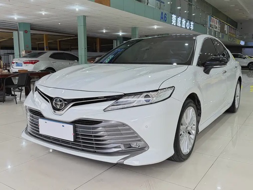 Toyota Camry 2019