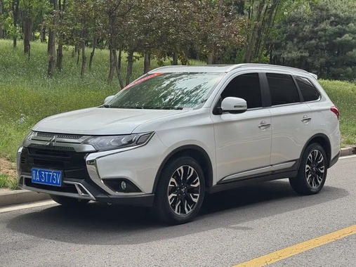Mitsubishi Outlander 2021