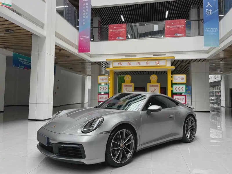Porsche 911