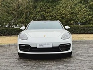 Porsche Panamera 2022