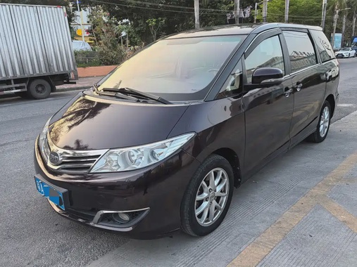 BYD M6 2016