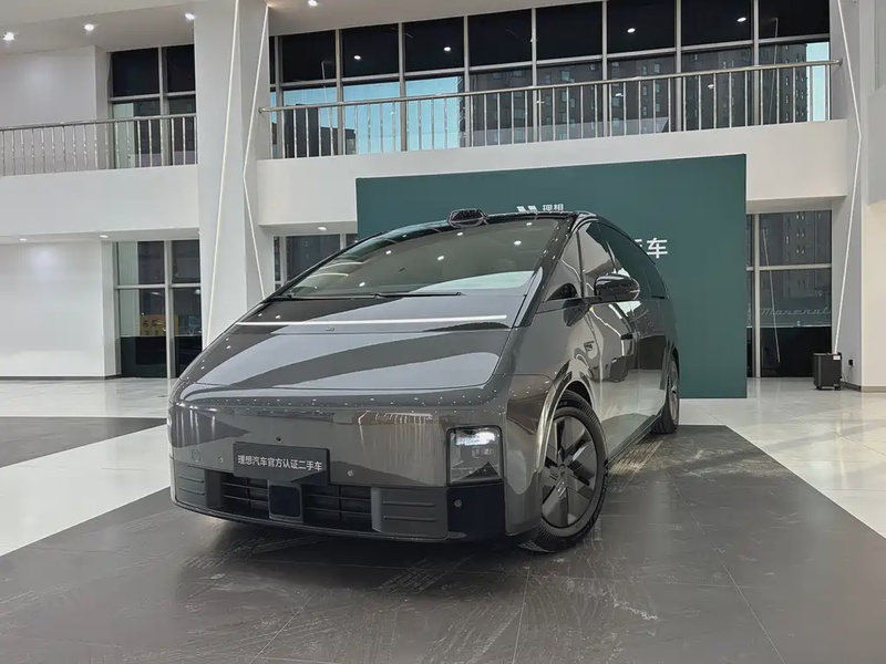 Li Auto MEGA
