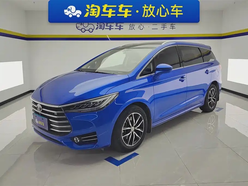 BYD MAX