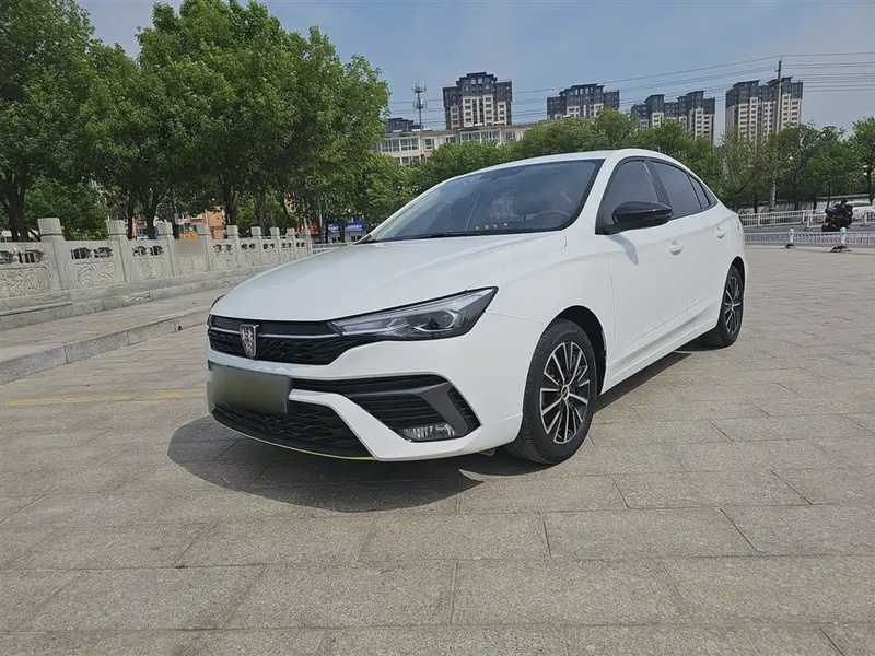 Roewe i5