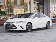 Lexus ES 2024