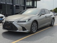 Lexus ES 2025