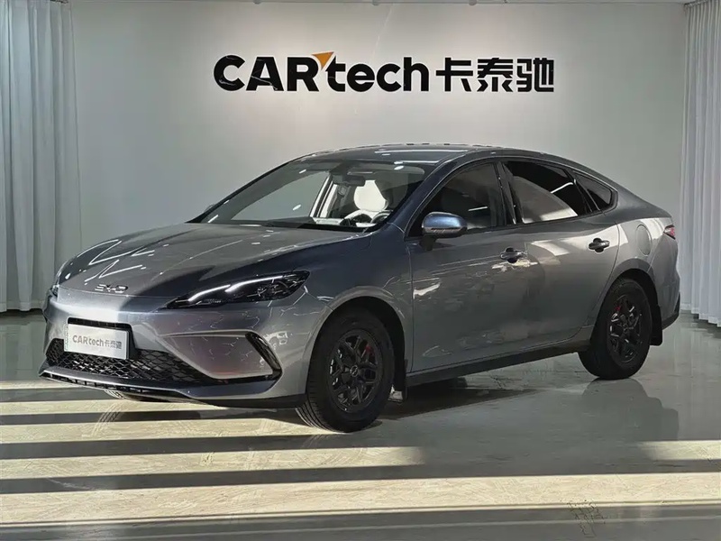 BYD Seal 05