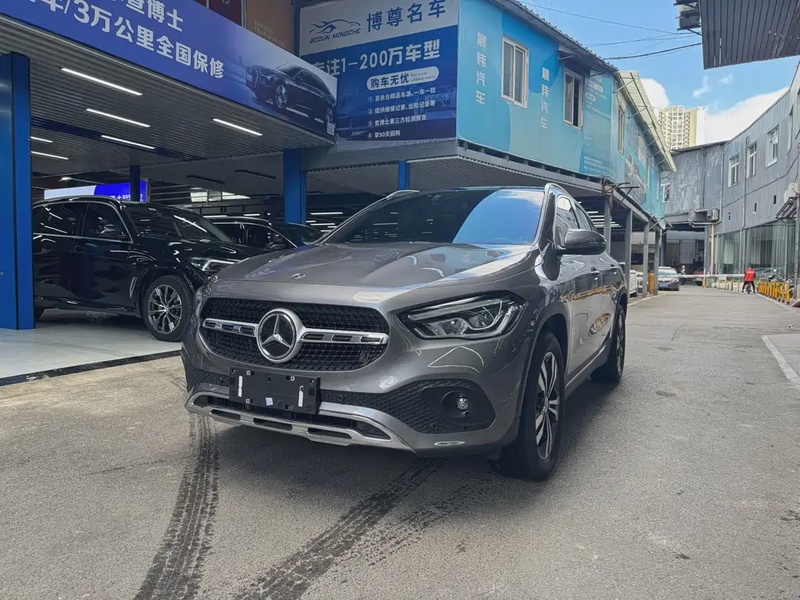 Mercedes-Benz GLA-Class