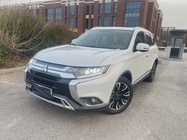 Mitsubishi Outlander 2020