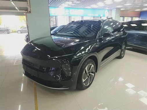 NIO ES8 2023
