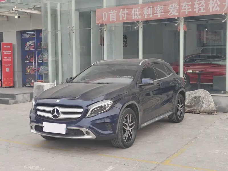 Mercedes-Benz GLA-Class