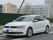 Volkswagen Sagitar 2015