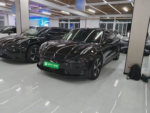 Zeekr 001 2022