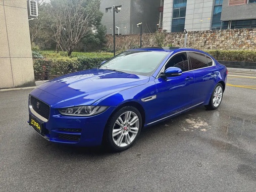 Jaguar XE 2019