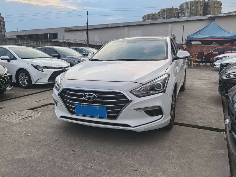 Hyundai Mistra