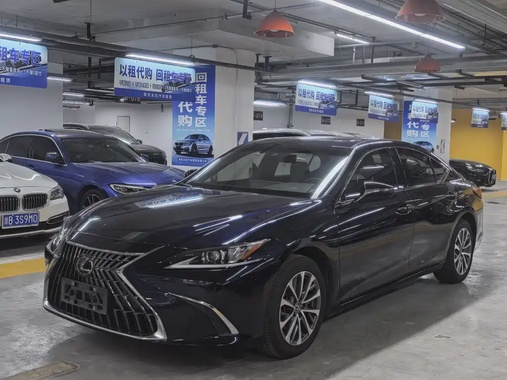 Lexus ES 2022