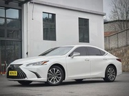 Lexus ES 2024