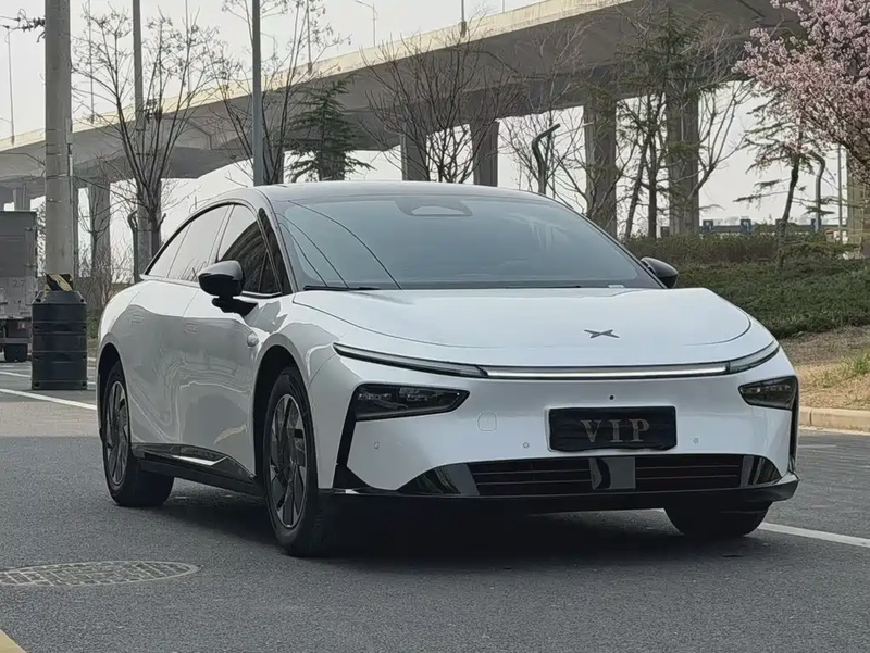 XPeng P7