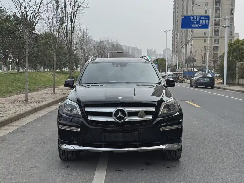 Mercedes-Benz GL-Class