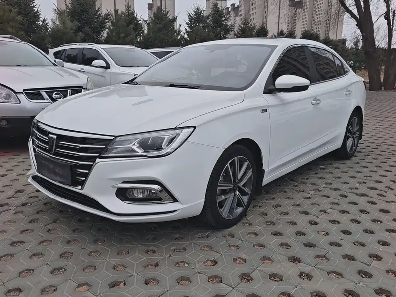 Roewe i5