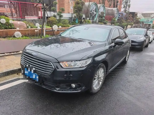 Ford Taurus 2019