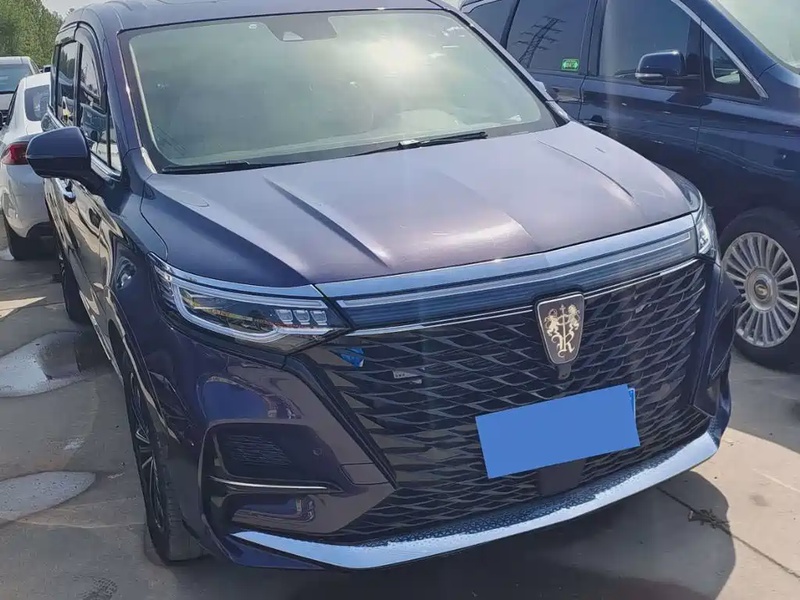 Roewe iMAX8