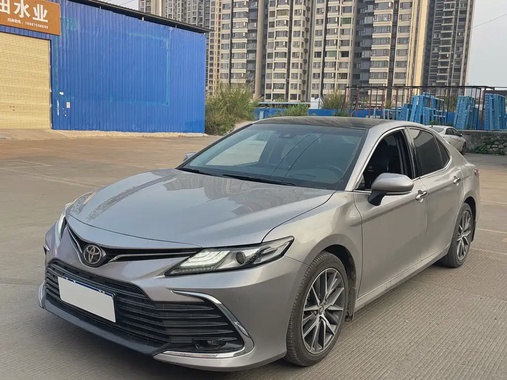 Toyota Camry 2021