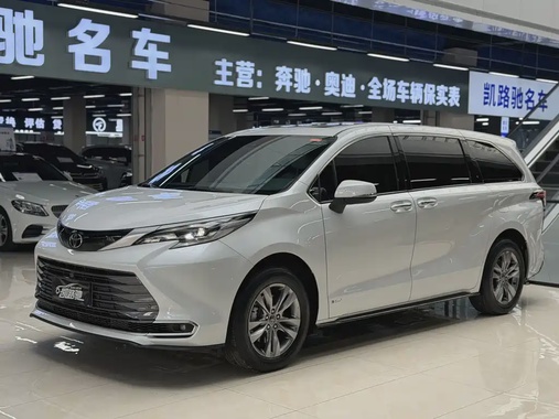Toyota Sienna 2024