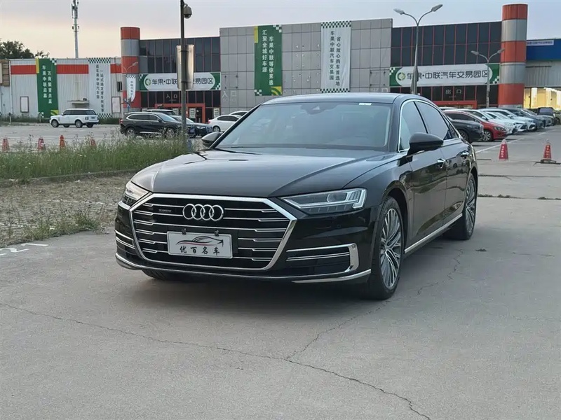 Audi A8