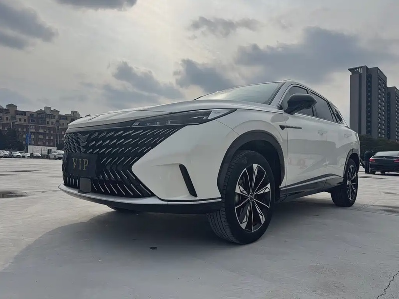 Roewe RX5