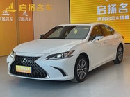 Lexus ES 2023
