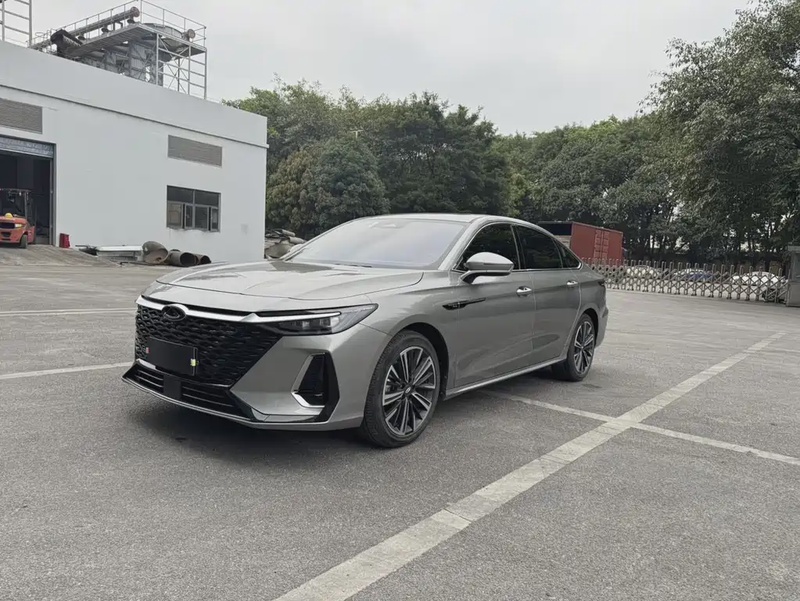Chery Arrizo 8